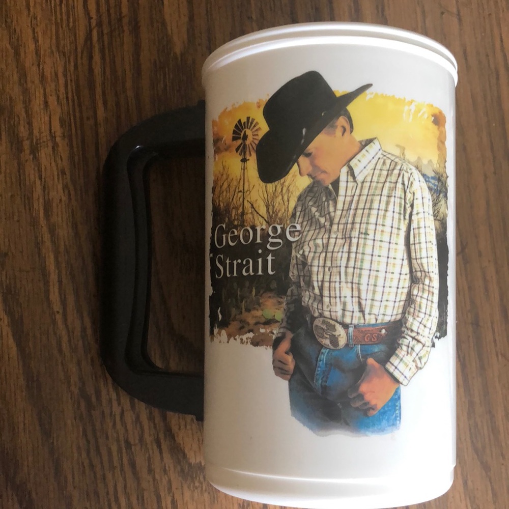 Vintage Whirley George Strait Thermo Mug